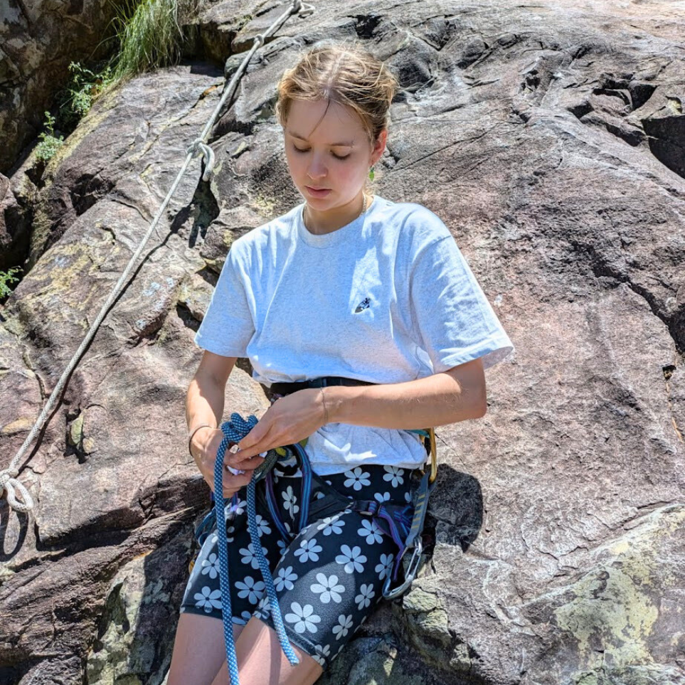 Shoe Embroidered Tee